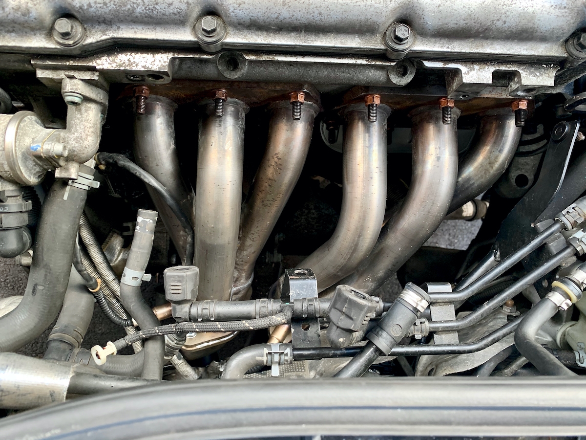 MK4 R32 fitting high flow manifolds