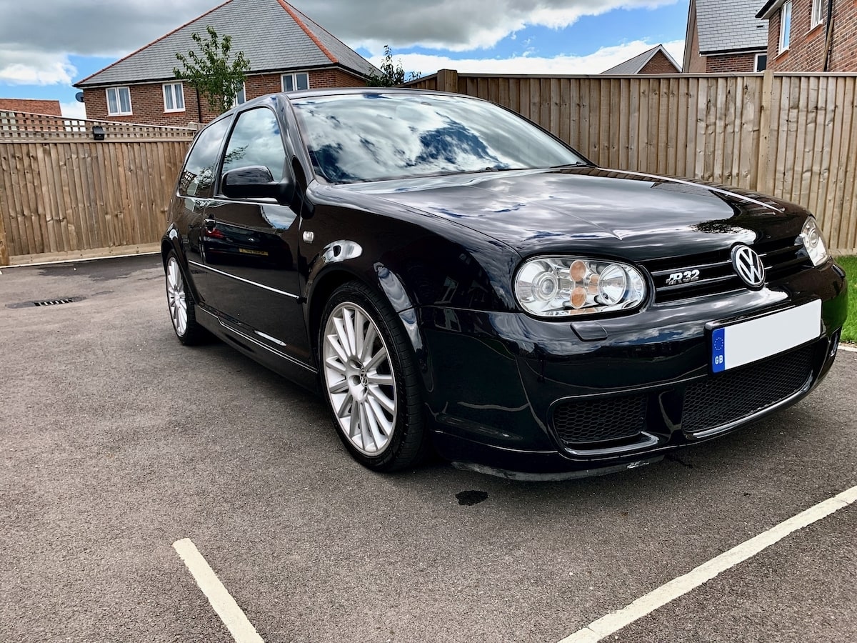 MK4 R32 first polish after respray