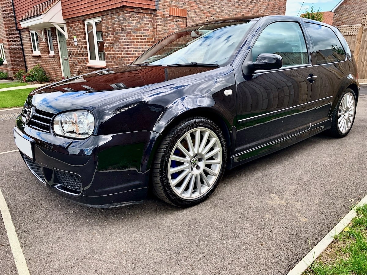 MK4 R32 first polish after respray